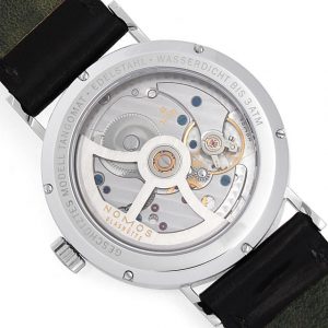 NOMOS　ノモス　タンゴマット　TN1E1W2(601）　自動巻き　スモールセコンド　SS　革ベルト　ホワイト　ブルー　男女兼用　メンズ　レディース　腕時計松前R56店