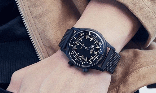 婚約指輪のお返しはコレ 男性が絶対喜ぶ腕時計11選 21年最新版 腕時計総合情報メディア Ginza Rasinブログ