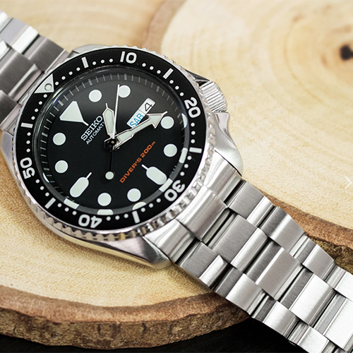 SEIKO 腕時計 SKX007 (説明書付き)