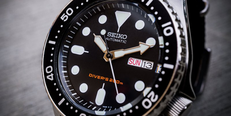 SEIKO 腕時計 SKX007 (説明書付き)ファッション小物