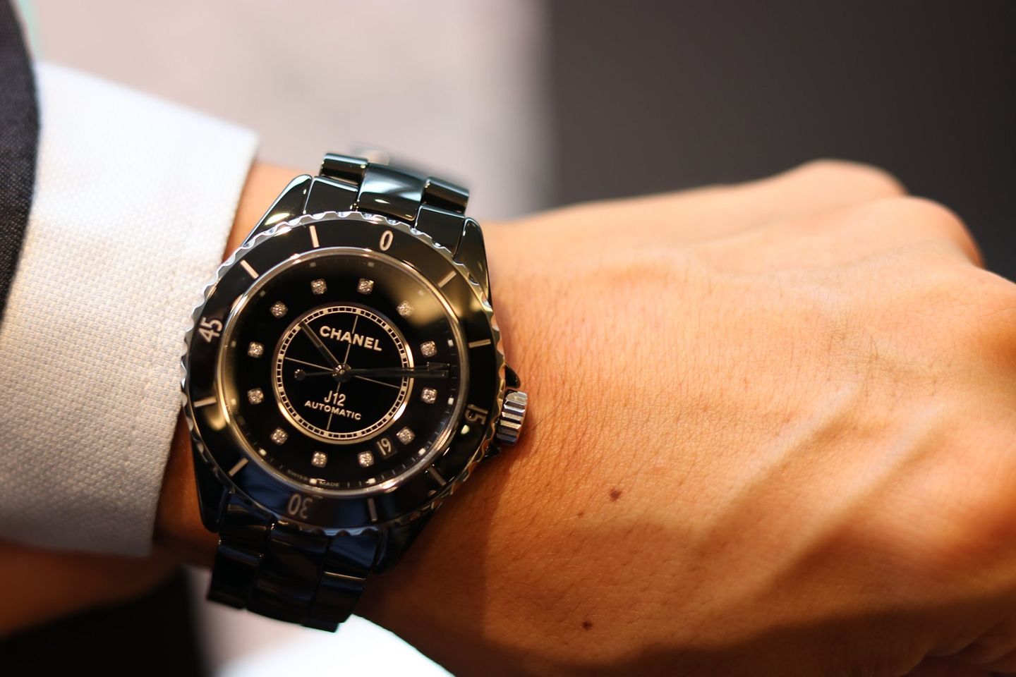 人気のシャネル J12。モテたいメンズにお勧めの時計10選 | 腕時計総合 