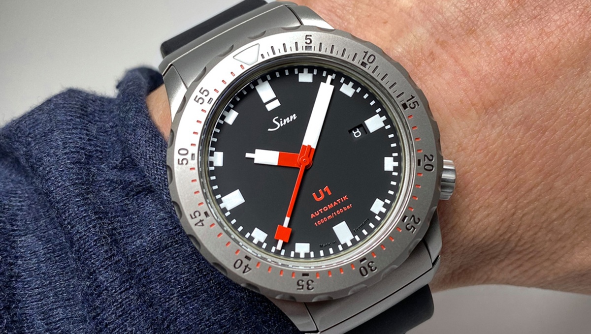 ジン Sinn U1