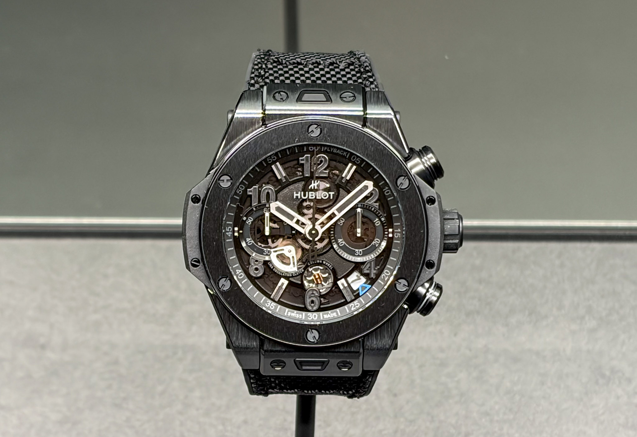 ビッグ・バン リローデッド オールブラック Ref.421.CX.1140.NR.RLD