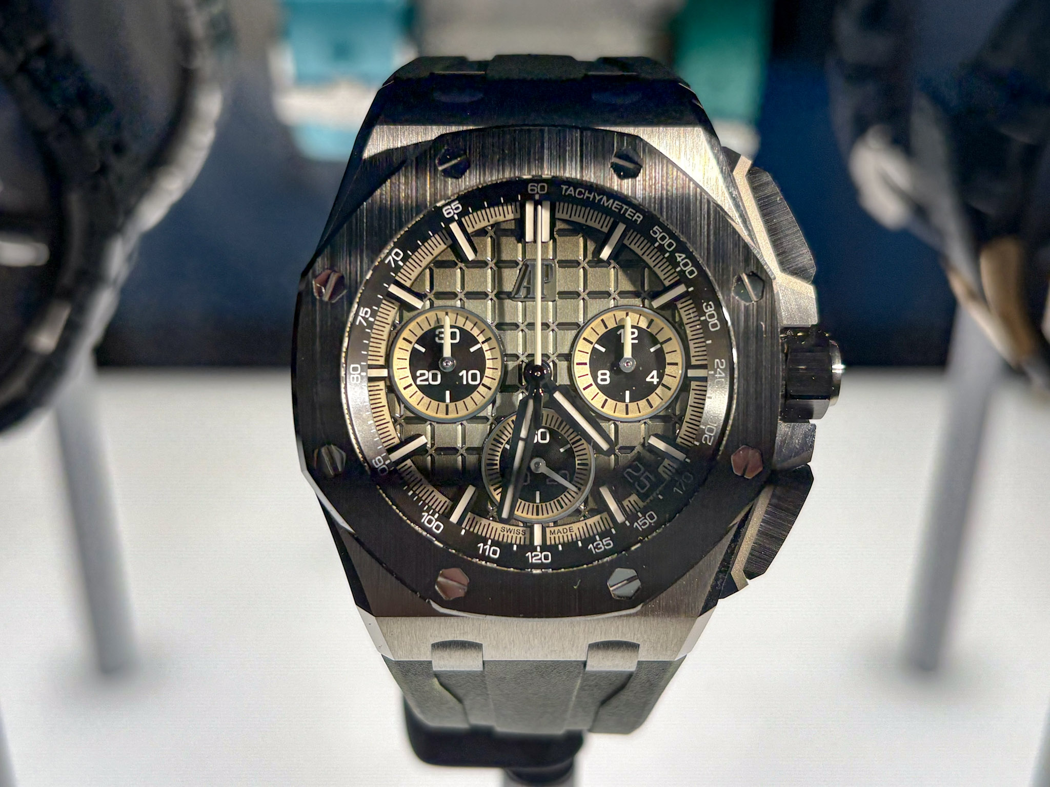 ロイヤルオークオフショアRef.26420IO.OO.A402CA.01