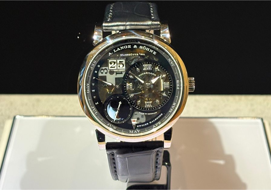 ランゲ1･トゥールビヨン･パーペチュアルカレンダー “ルーメン”Ref. 720.035FEプラチナ950