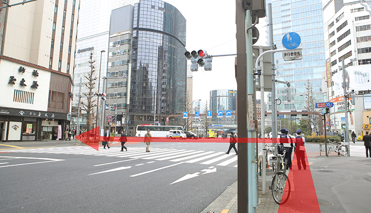 JR新橋から道順４