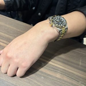 ロレックス サブマリーナー 116613LNをご成約いただきました！