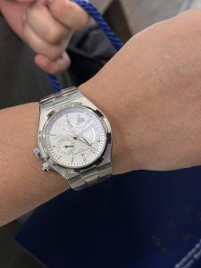 ヴァシュロンコンスタンタン オーヴァーシーズ デュアルタイムをご購入いただきました！