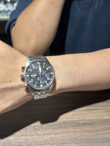 今回IWC パイロット ウォッチ クロノグラフ IW378002をご成約いただきました！！