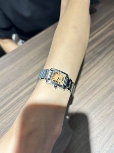 カルティエ タンクフランセーズ SM W51028Q3をご成約いただきました！