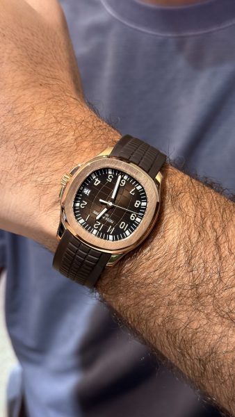 パテックフィリップ アクアノート 5167R-001をご購入いただきました！