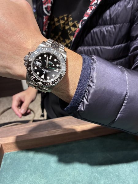 今回ロレックス GMTマスターII 126710GRNR ブラック 5列 ジュビリーブレスをご成約いただきました！！
