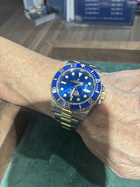 今回はロレックス サブマリーナ デイト 116613LB ブルーをご成約いただきました！
