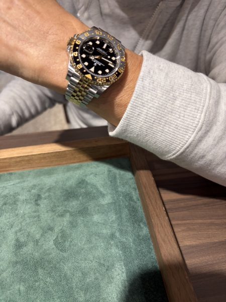 今回ロレックス GMTマスターII 126713GRNRをご成約いただきました！！