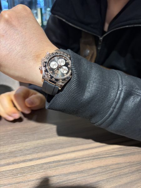 今回ロレックス コスモグラフ デイトナ 8Pダイヤ 126515LNG ブラック ×サンダストをご成約いただきました！！